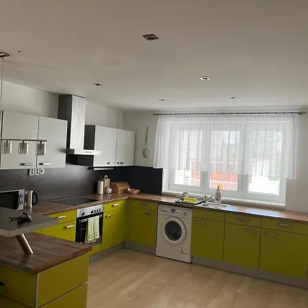 Dom Melissa V Malebnej Obci Banka Ferienhaus