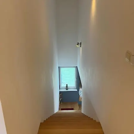 Dom Melissa V Malebnej Obci Banka Piest'any