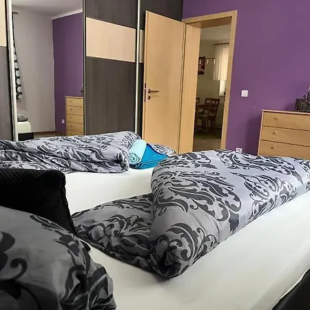 Dom Melissa V Malebnej Obci Banka