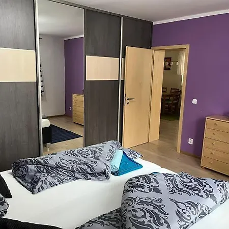 Dom Melissa V Malebnej Obci Banka Ferienhaus