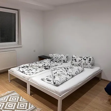 Dom Melissa V Malebnej Obci Banka Ferienhaus Piest'any