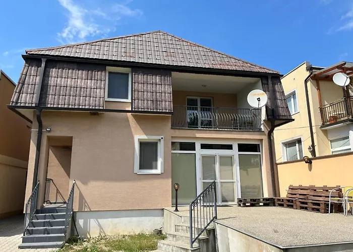 Dom Melissa V Malebnej Obci Banka Casa vacanze *
